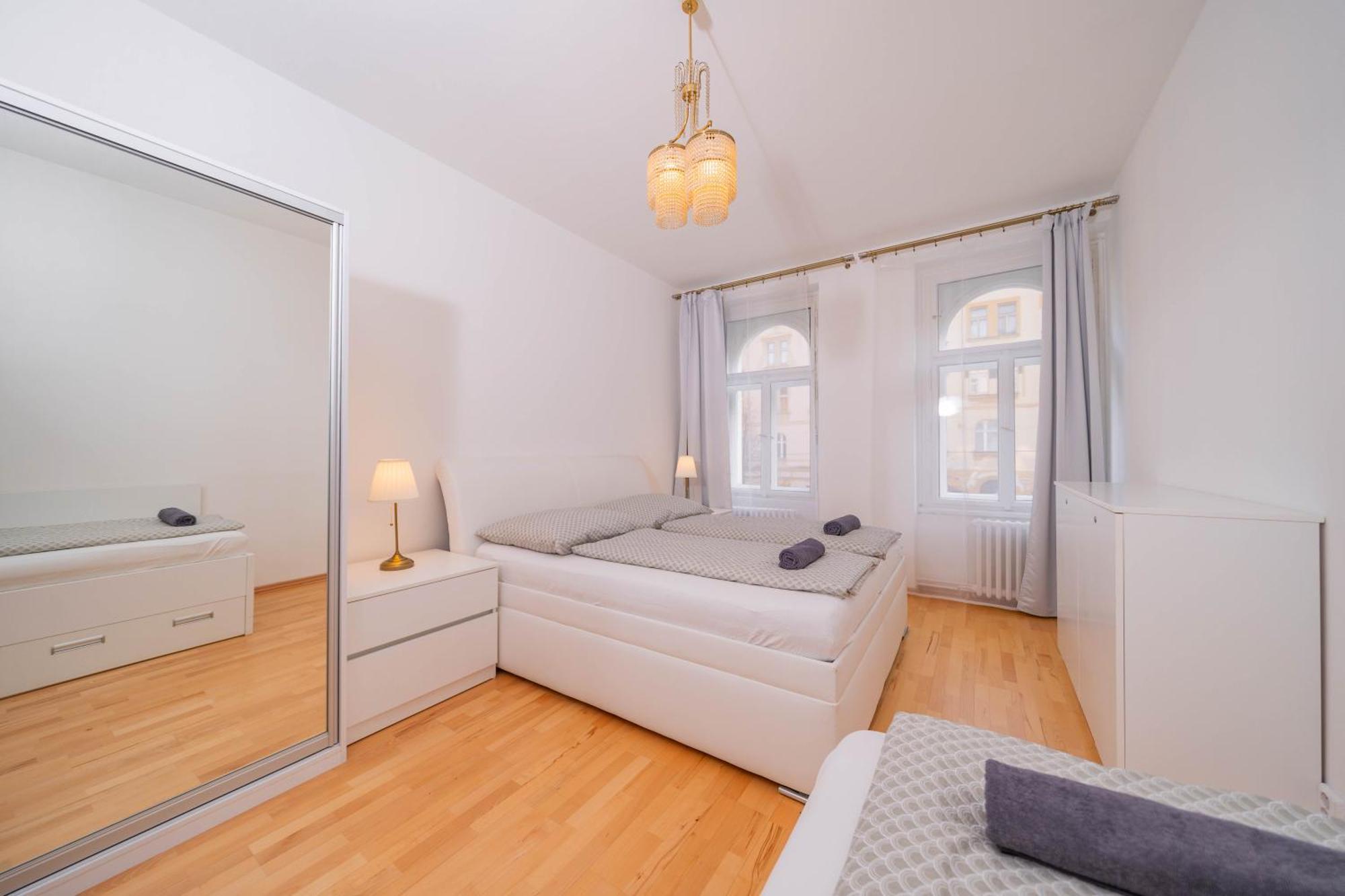 2 Bob's - 2 Bedrooms With King Size Beds Appartamento